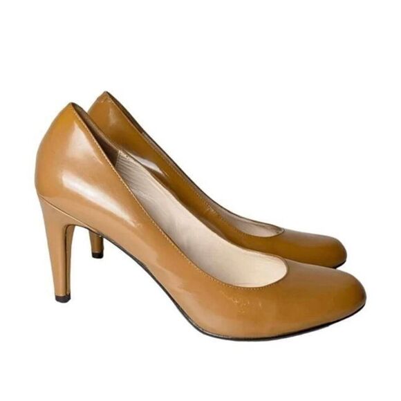 MICHAEL KORS Chantal Beige Patent Leather Pump Size 8M - Picture 2 of 12